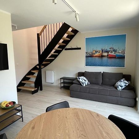 Apartamenty Przy Parku -150M Od Plazy 달로브코 외부 사진